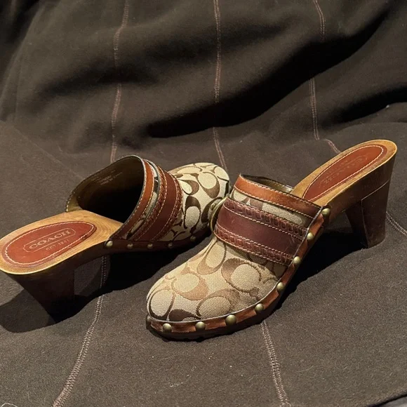 Coach Sable Signature Clog Mules with Stud Accents - Picture 5 of 7